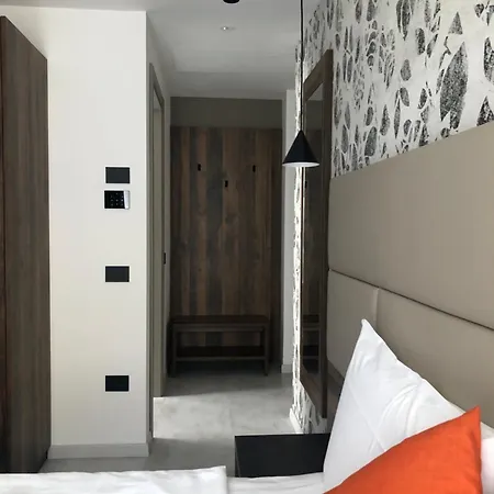 Hotel Regina 3*