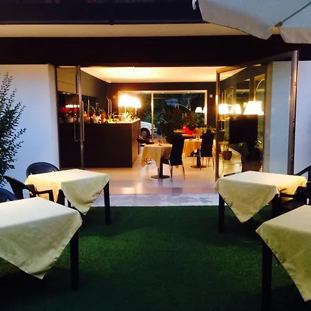 Regina Hotel 3*
