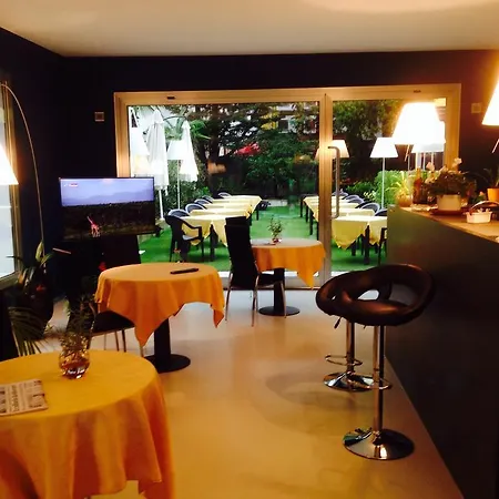 Regina 3* Riva